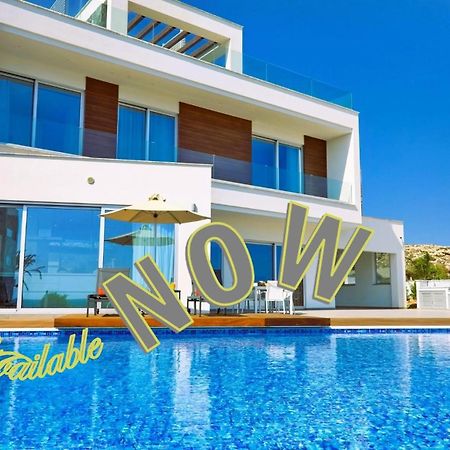 Beachfront Luxury Villa Idania Ayia Napa Eksteriør billede