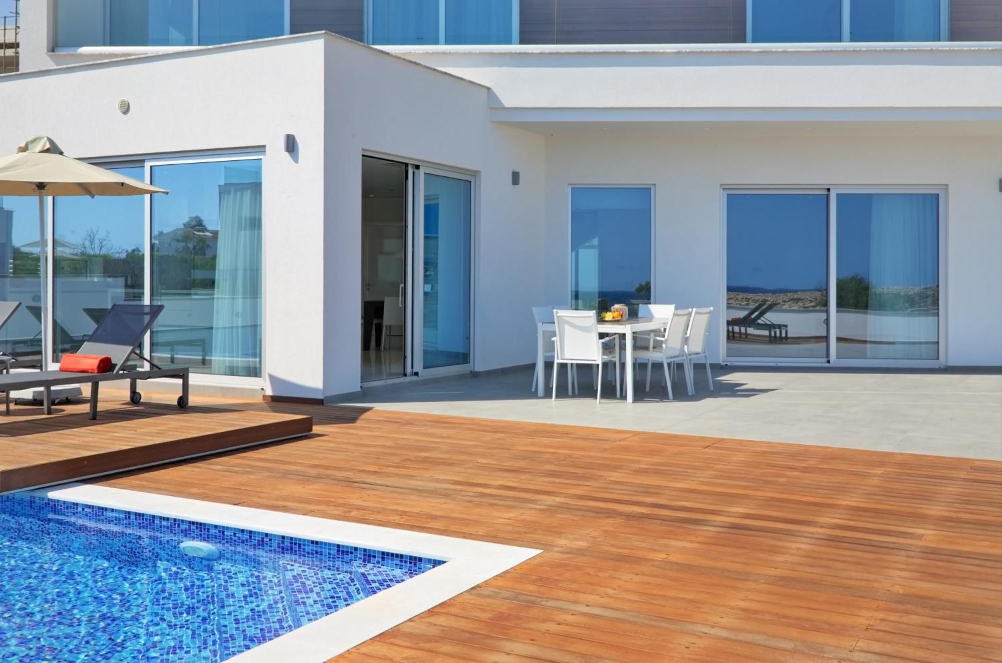 Beachfront Luxury Villa Idania Ayia Napa Eksteriør billede