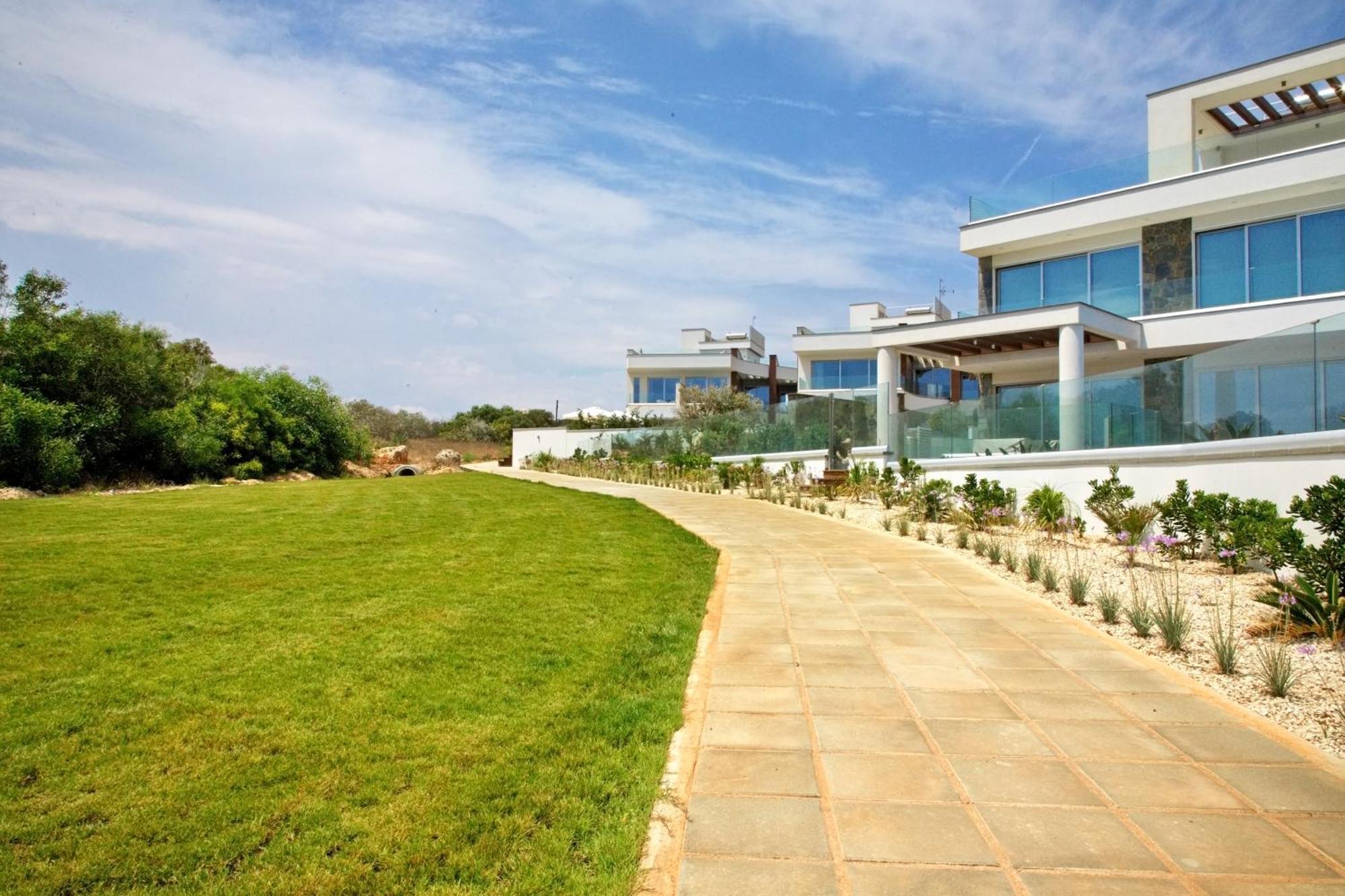 Beachfront Luxury Villa Idania Ayia Napa Eksteriør billede