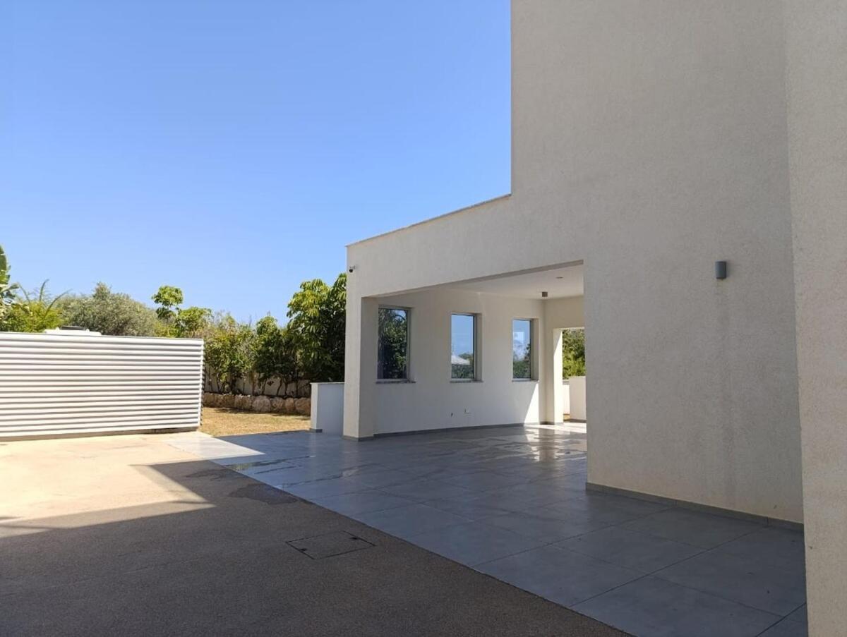 Beachfront Luxury Villa Idania Ayia Napa Eksteriør billede